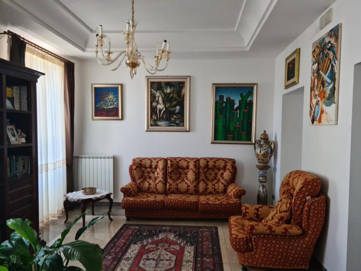 Appartamento Deluxe Centrale, جنوى المظهر الخارجي الصورة