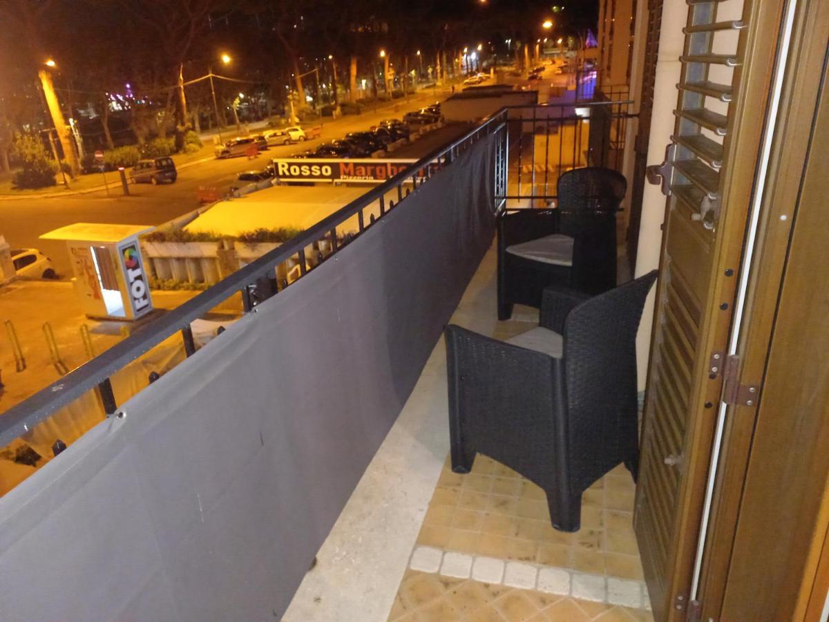 Appartamento Deluxe Centrale, جنوى المظهر الخارجي الصورة