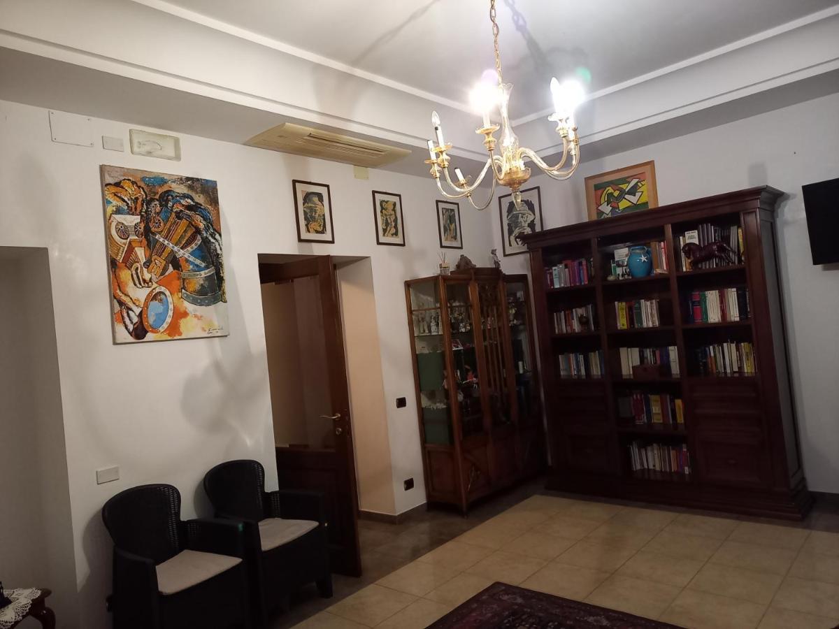 Appartamento Deluxe Centrale, جنوى المظهر الخارجي الصورة