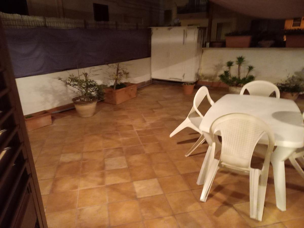 Appartamento Deluxe Centrale, جنوى المظهر الخارجي الصورة